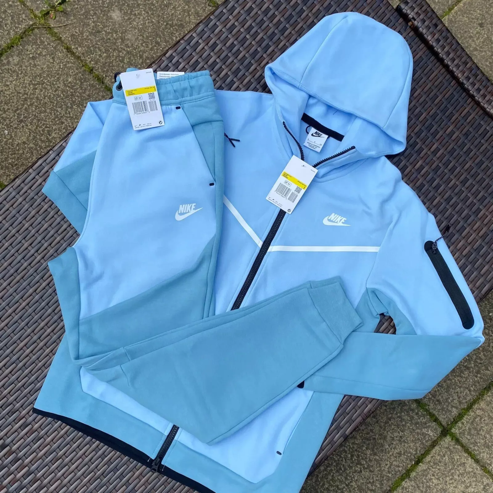 Nike-tech-fleece-set-celestine-blue