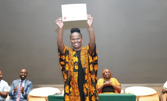 Olwande-win Chief Magistrate Everlyne Olwande has been sworn in as a Judicial Service Commission member.