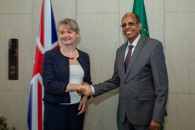 HAI7WEgXwAAXq9c AU Chair Moussa Faki hosts UK Foreign Secretary Yvette Cooper in Addis Ababa to strengthen Africa–UK cooperation on peace, health, trade, and humanitarian issues.