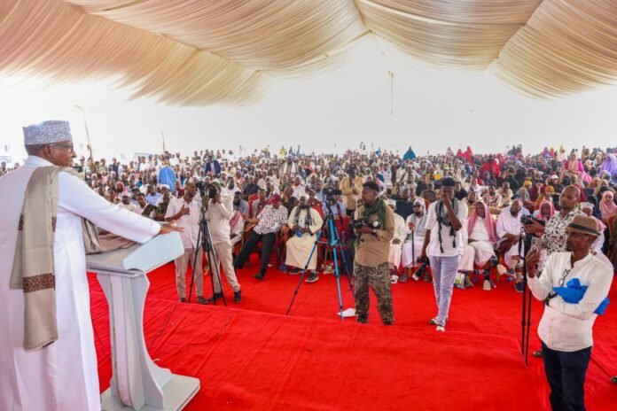 HAmqxaNacAERz7E Cabinet Secretary Aden Duale has outlined national government development projects in Garissa, spanning health, infrastructure, housing and service delivery.