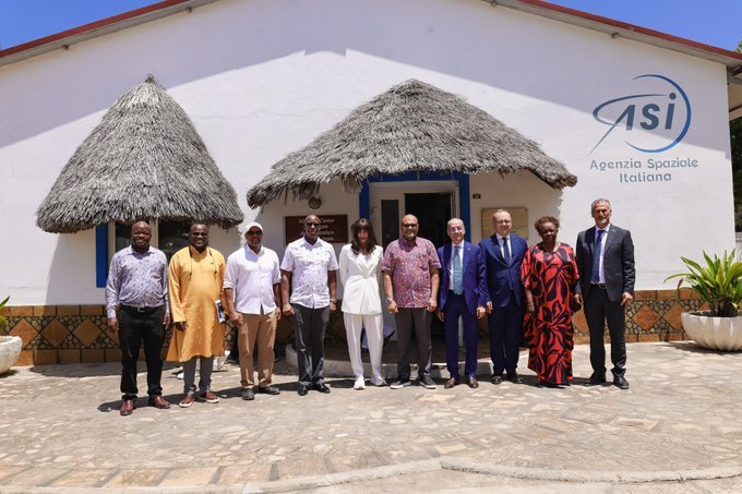 HApcR2sXIAAQWqY Kenya and Italy have reinforced space science cooperation during a high-level tour of the Malindi Space Centre ahead of the Italy–Africa meeting.