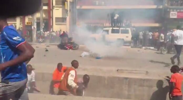 Police deploy tear gas near the Kitengela rally site as thousands gather peacefully to hear ODM leaders Edwin Sifuna and James Orengo.