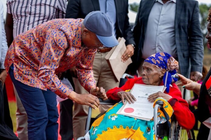 Kindiki Title Deeds Deputy President Kithure Kindiki hands over title deeds and relocation grants to flood‑affected families in Mahi Mahiu, Naivasha Constituency.
