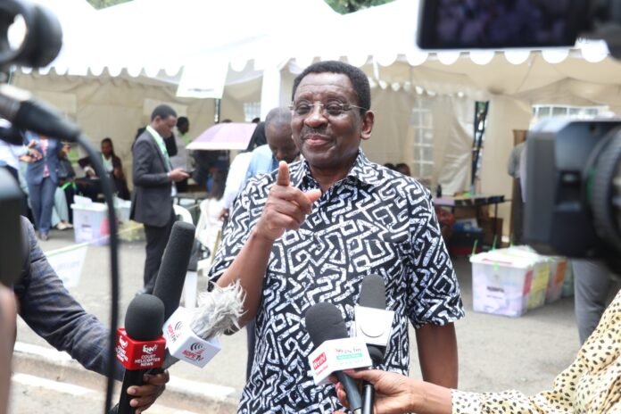 James Orengo James Orengo speaking to ODM supporters in Kisumu, gesturing while addressing the rally crowd.