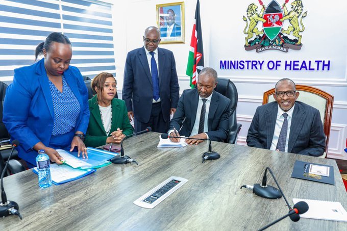 HCnns15akAAuJOk Health CS Aden Duale unveils SHA–KEMSA split payment system and digital platform aimed at securing medicine supply in Kenya’s national referral hospitals.