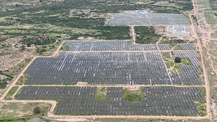 The Shinyanga Solar PV Project has achieved full-capacity grid connection, marking Tanzania’s first photovoltaic power station to enter full-scale operation.