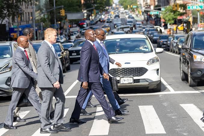 William Ruto security Nelson Havi questions why President Ruto walks freely abroad but faces tight security in Nairobi, sparking debate over safety and public access.
