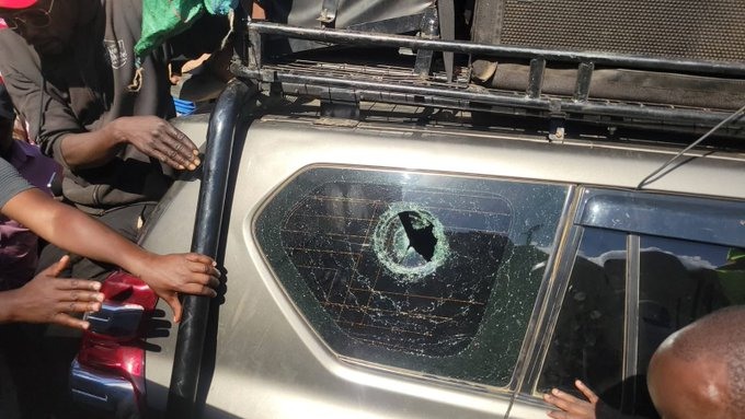 Gachagua kikuyu chaos, accuses ruto Ichung'wah as cowards Rigathi Gachagua teargassed in Kikuyu during rally standoff with police, accuses Ruto, Ichung'wah of intimidation as chaos and injuries reported.