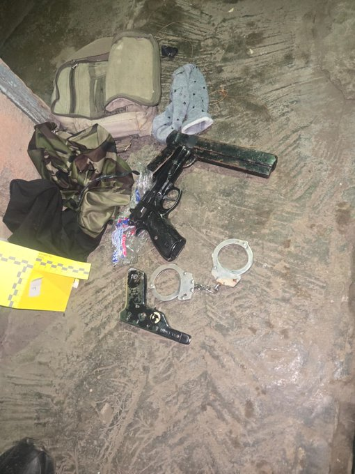 image Detectives arrest two suspects in Rongai and recover a stolen police firearm, ammunition and other items in intelligence-led operation.