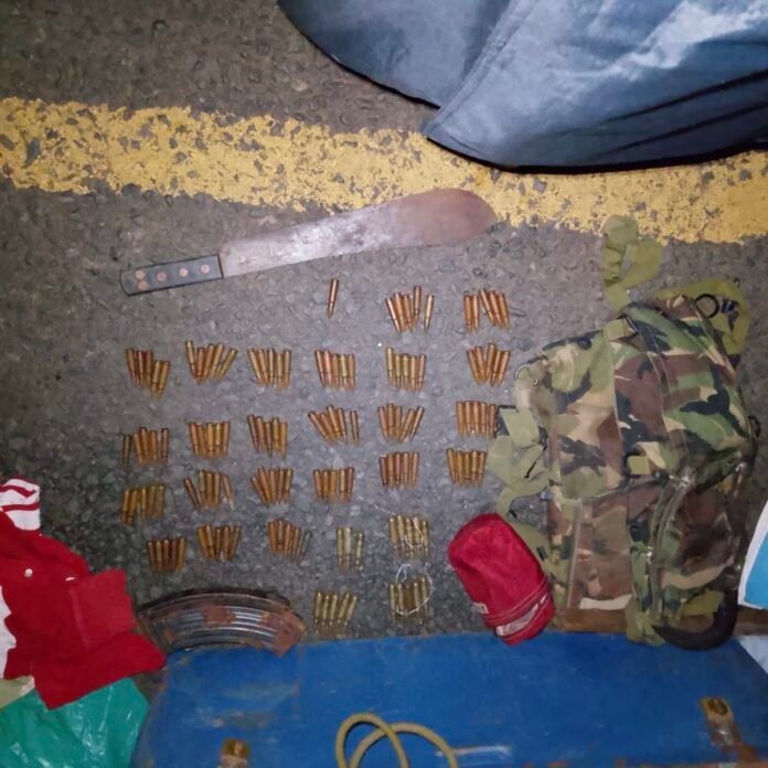 Police intercept bus at Kanyonyoo along Thika Garissa Highway carrying ammunition, machetes and government uniforms