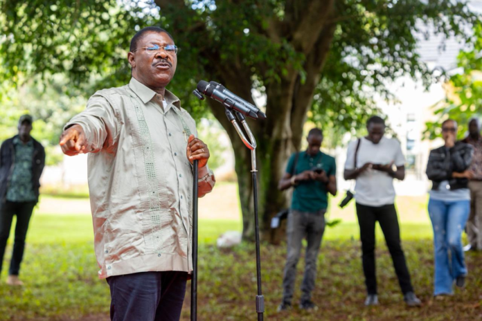 National Assembly Speaker Moses Wetang’ula urges former President Uhuru Kenyatta to act as a statesman and stop undermining President William Ruto’s administration.