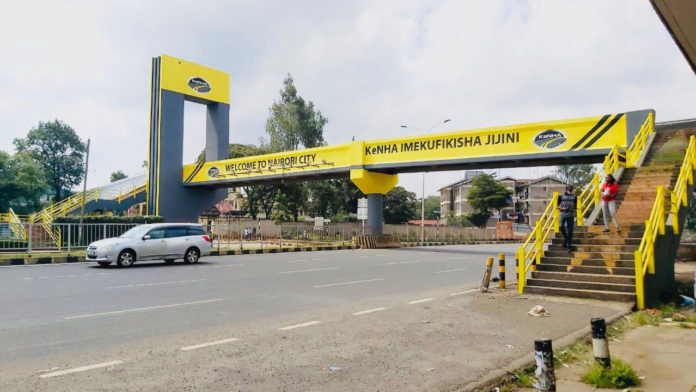 KeNHA orders removal of unauthorised structures along three highways in 30 days, warning demolition costs will be charged to owners.