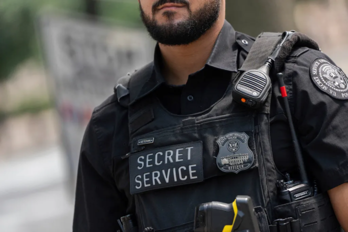 US Secret service officer arrested A US Secret Service officer has been placed on administrative leave after his arrest over alleged lewd conduct at a Miami hotel.