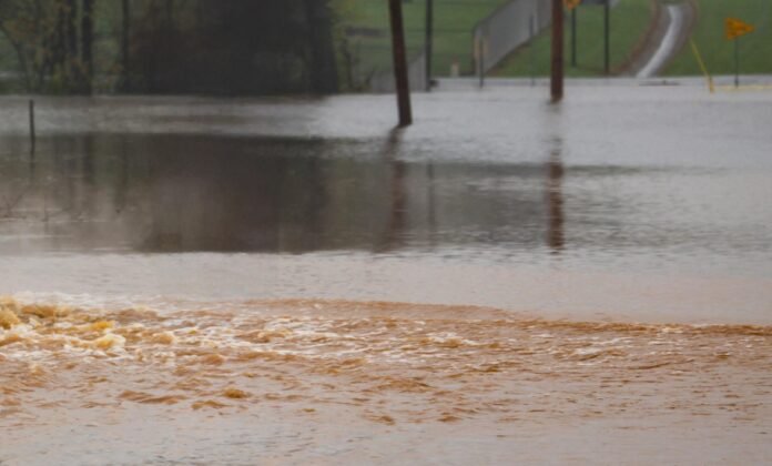floods World Met Issues El Niño Alert With 90pc Probability