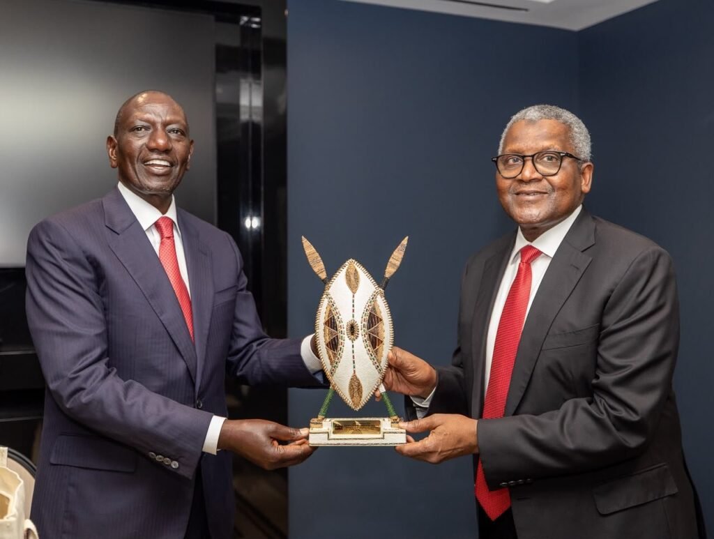 President William Ruto meets Dangote Industries President and CEO Aliko Dangote and AFC President Samaila Zubairu in New York to discuss the Lamu refinery.